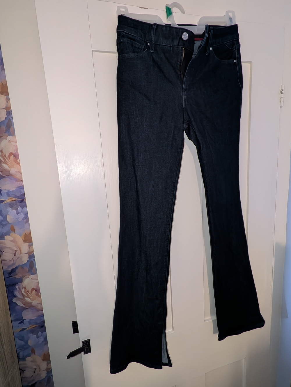 White House Black Market Women's Dark Wash Skinny Jeans